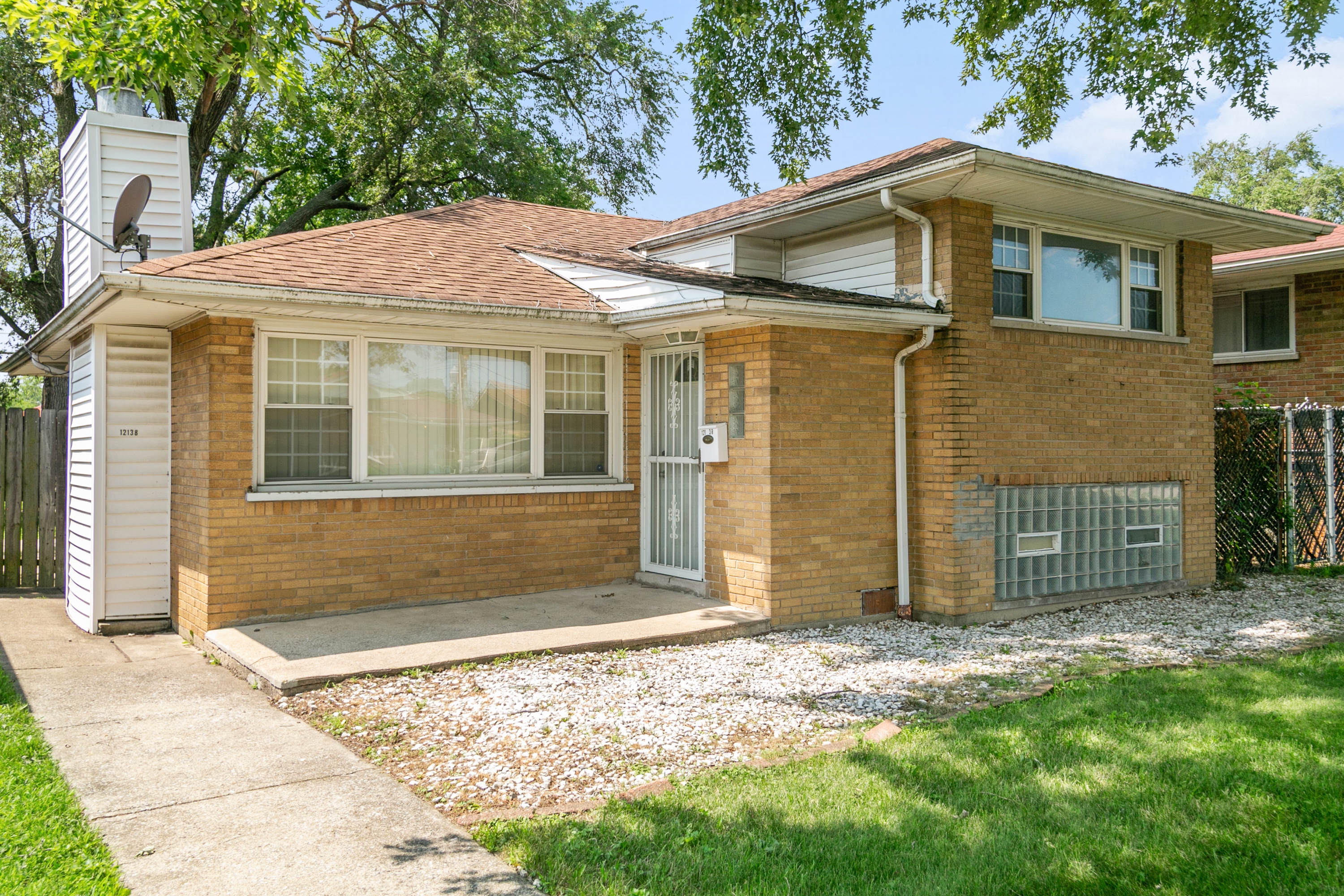 12138 South Elizabeth Street