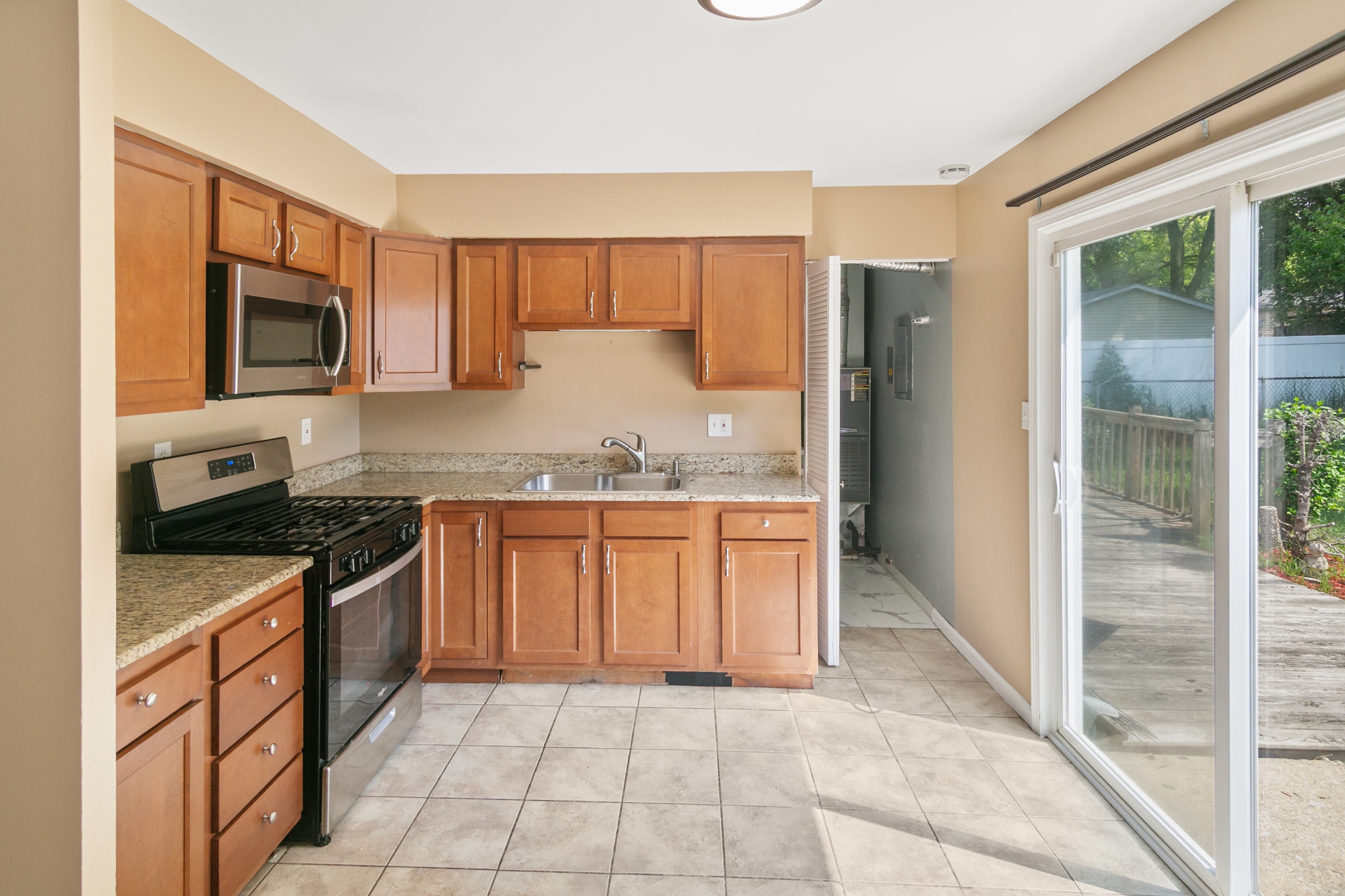 Property thumbnail image