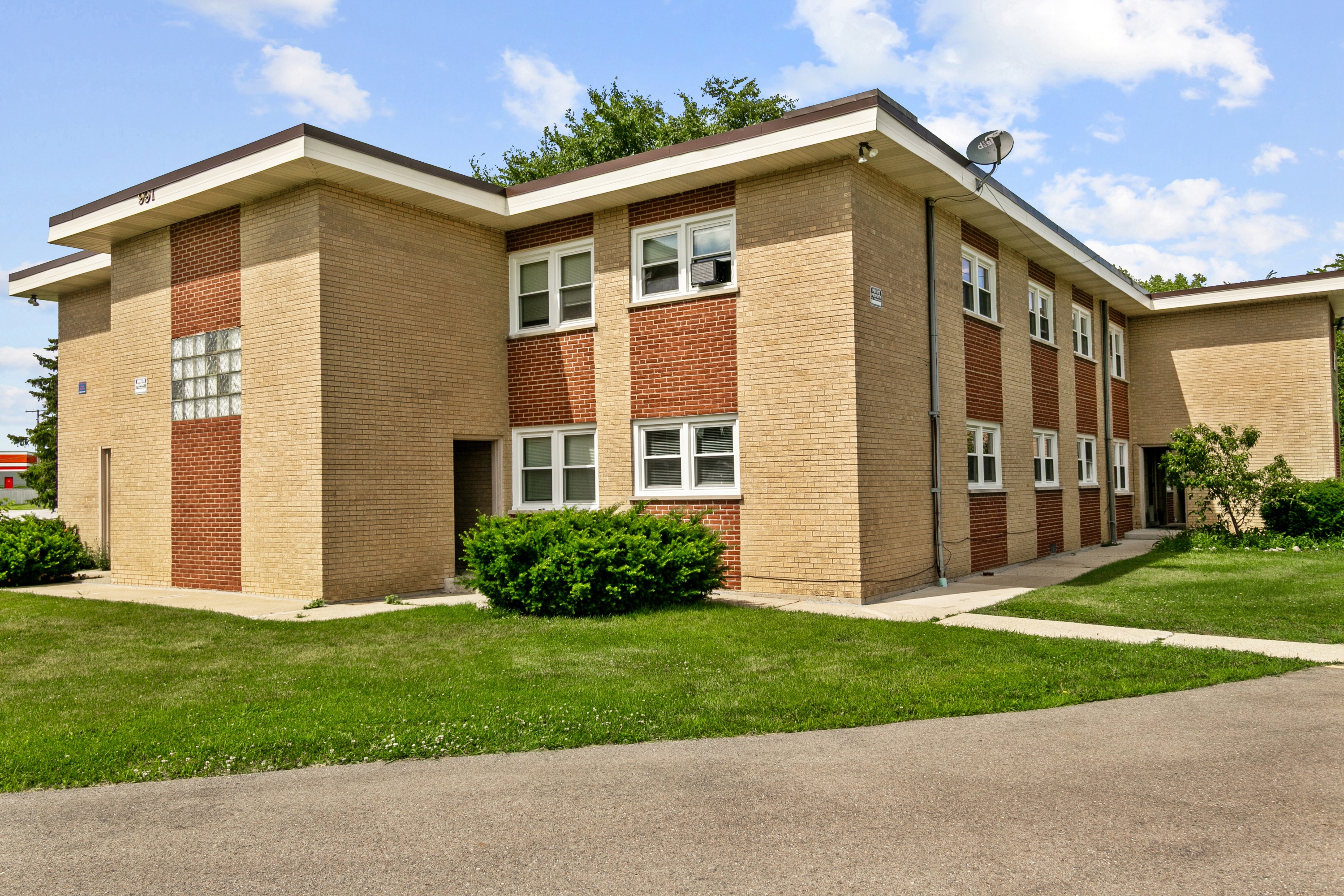 1021 Tollview Avenue - 5