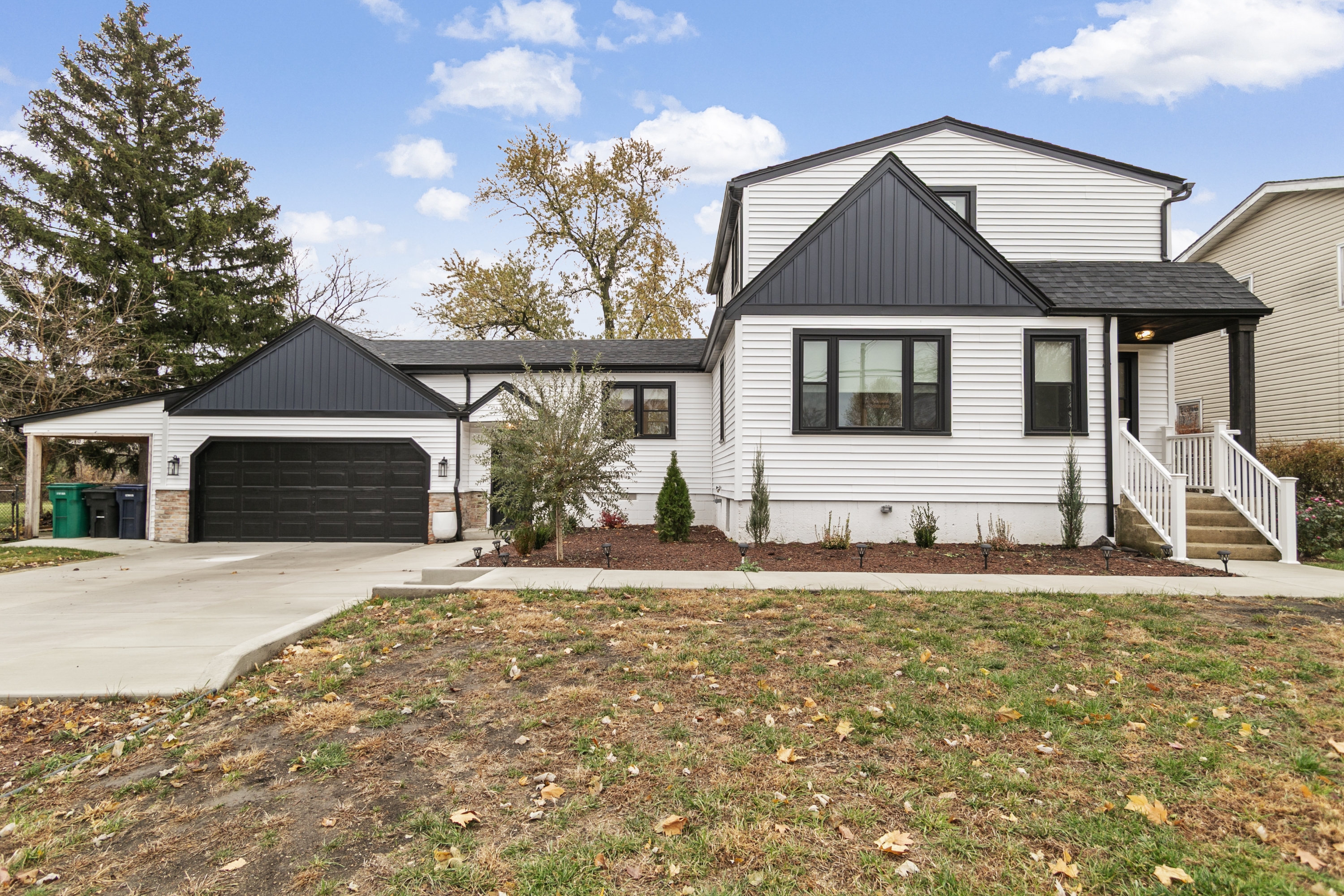 635 East Prairie Avenue